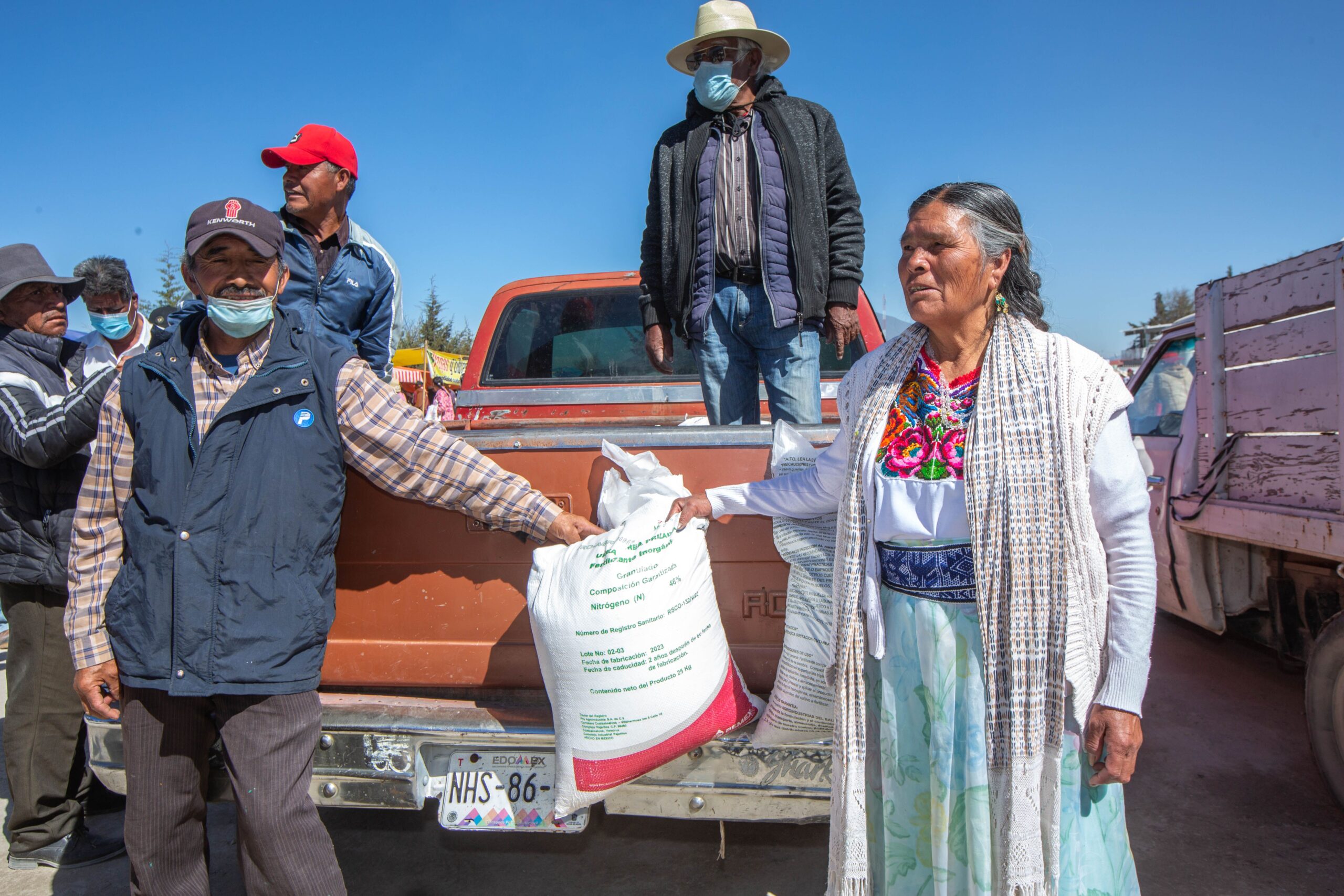 Avanza entrega de fertilizante gratuito en Sinaloa | Noticiero Altavoz